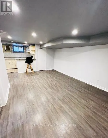 BSMT - 218 FINCH AVENUE E