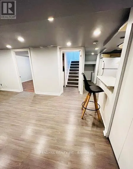 BSMT - 218 FINCH AVENUE E