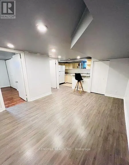 BSMT - 218 FINCH AVENUE E