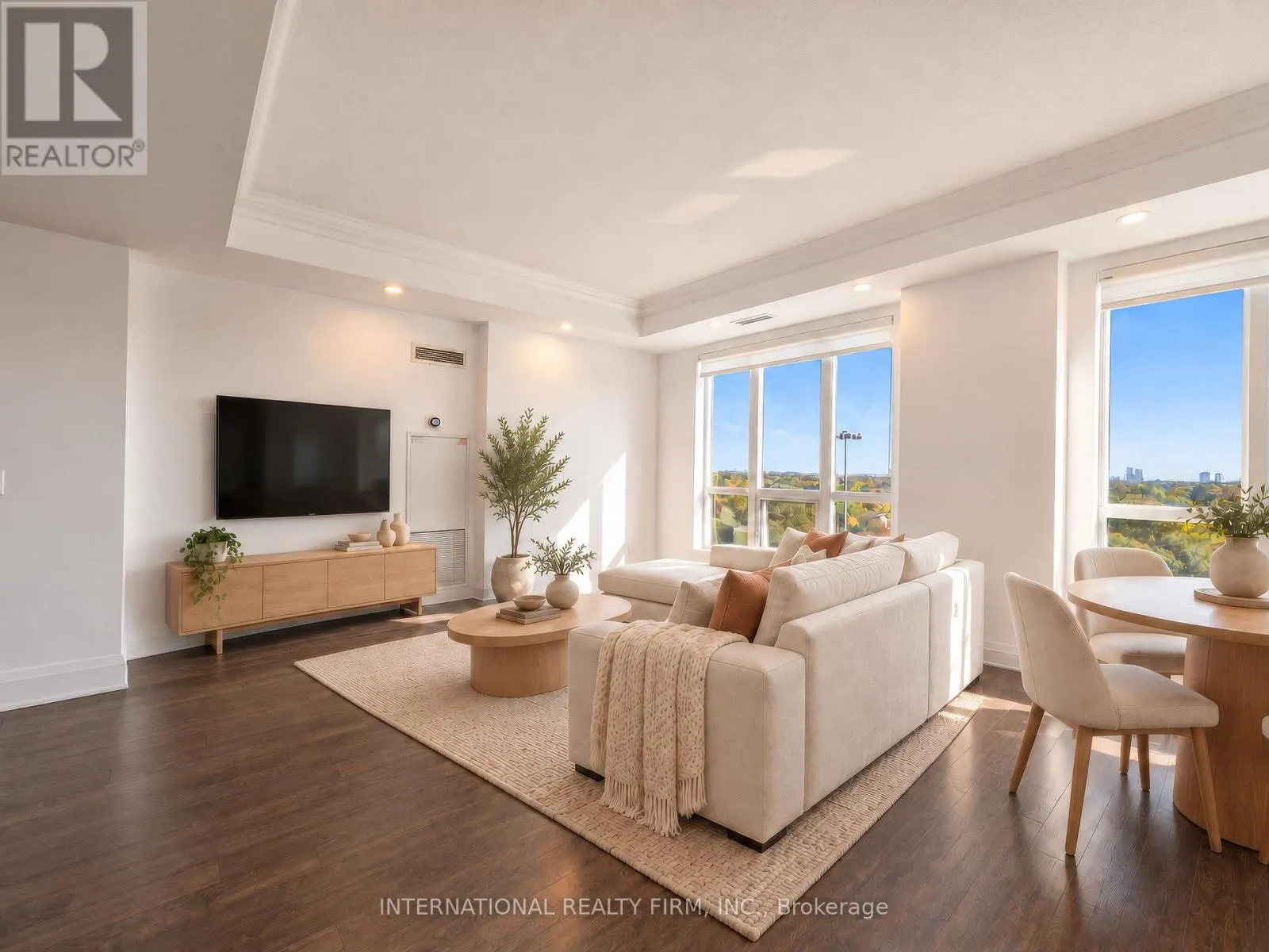 925 - 100 HARRISON GARDEN BOULEVARD