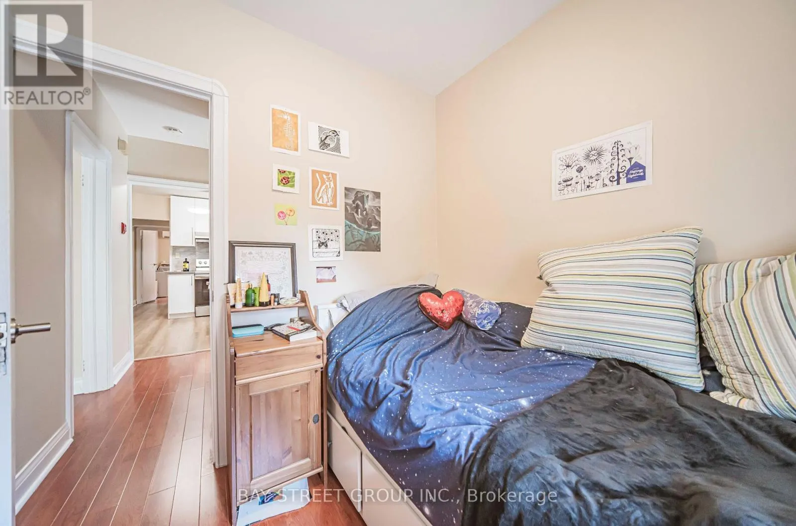 65 SPADINA ROAD