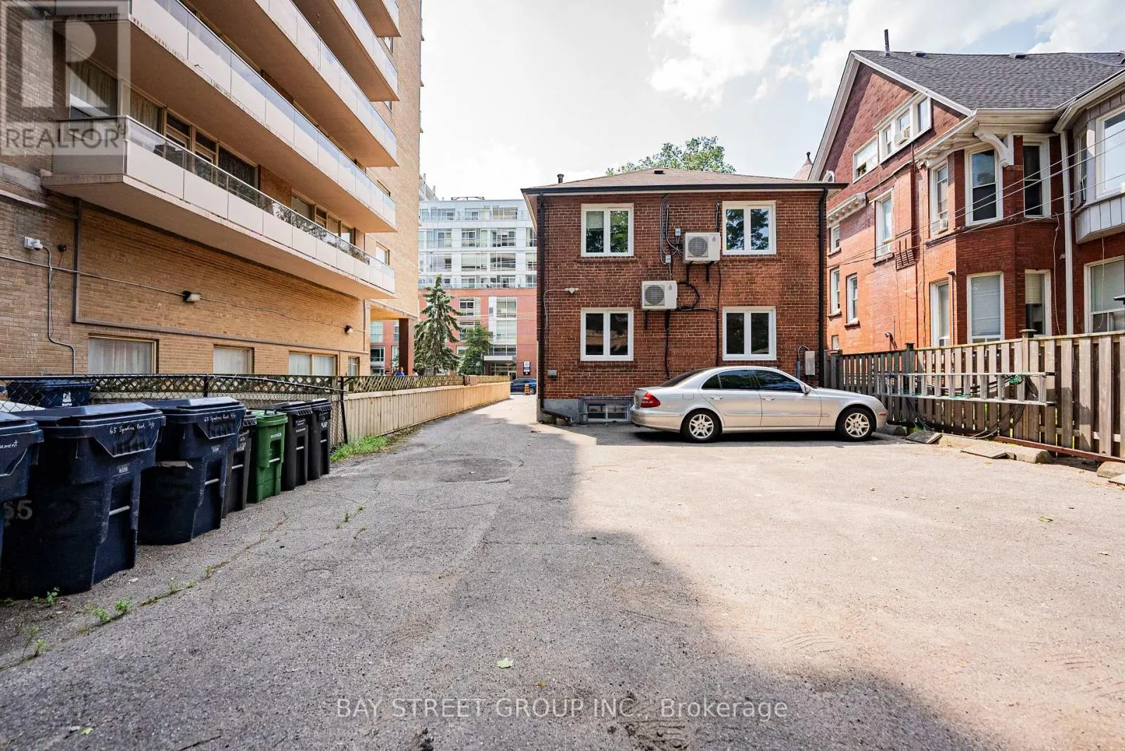65 SPADINA ROAD