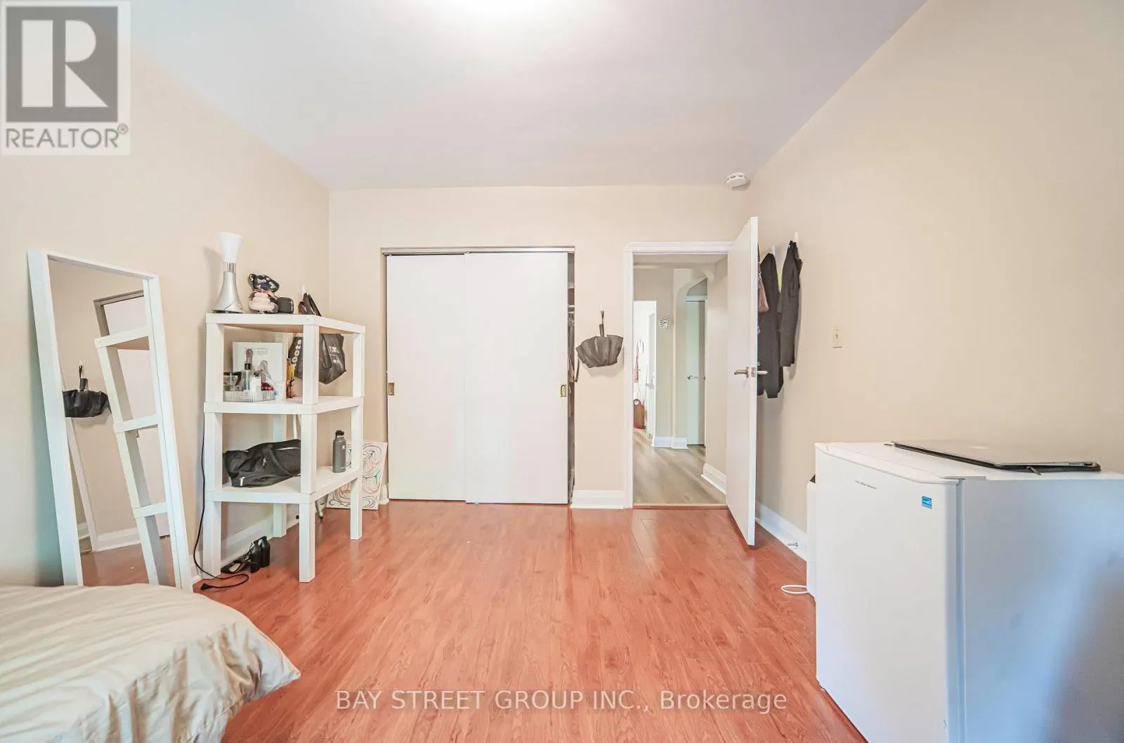 65 SPADINA ROAD
