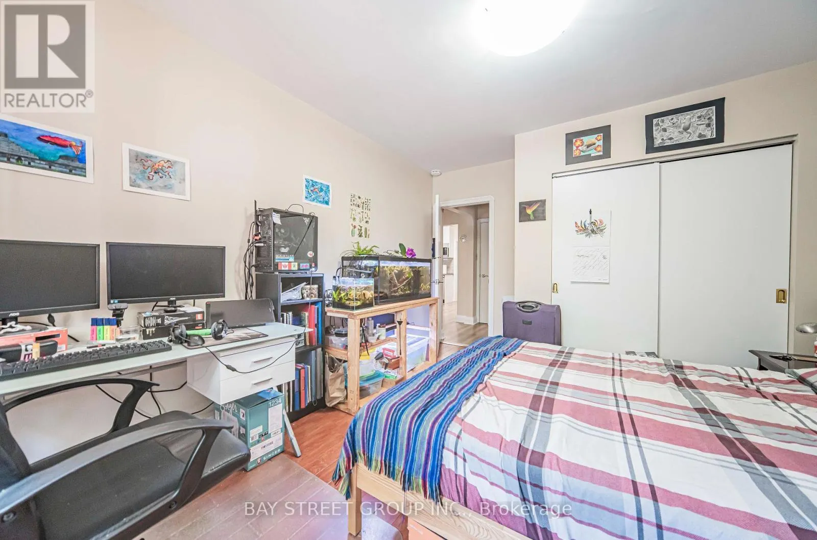 65 SPADINA ROAD