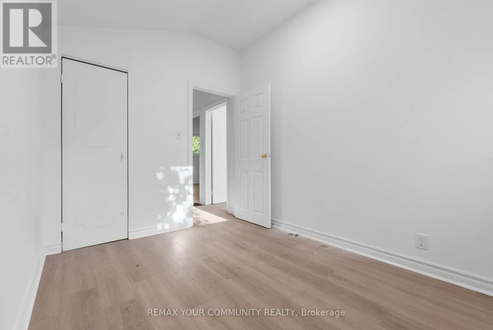 2 LISBURN CRESCENT