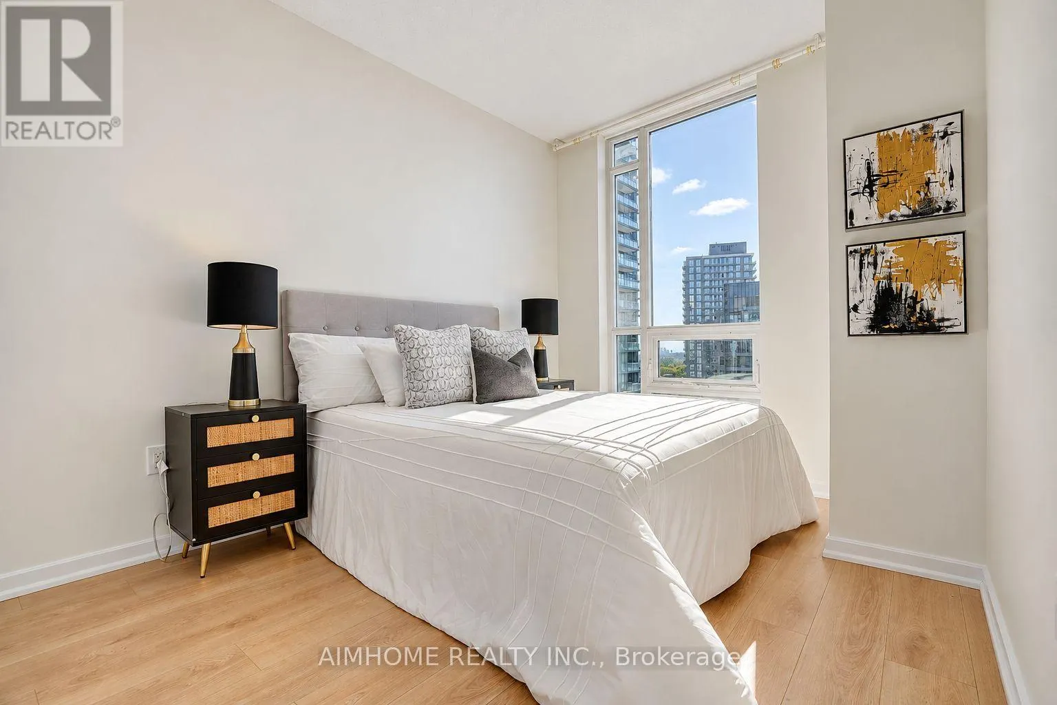 2109 - 62 FOREST MANOR ROAD