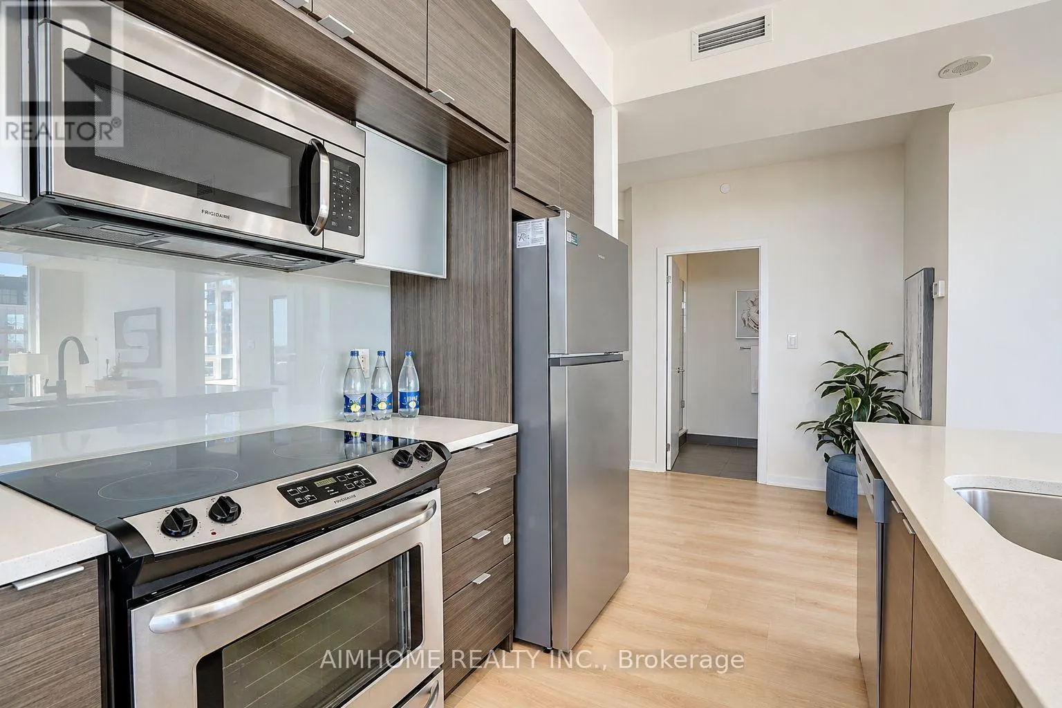 2109 - 62 FOREST MANOR ROAD