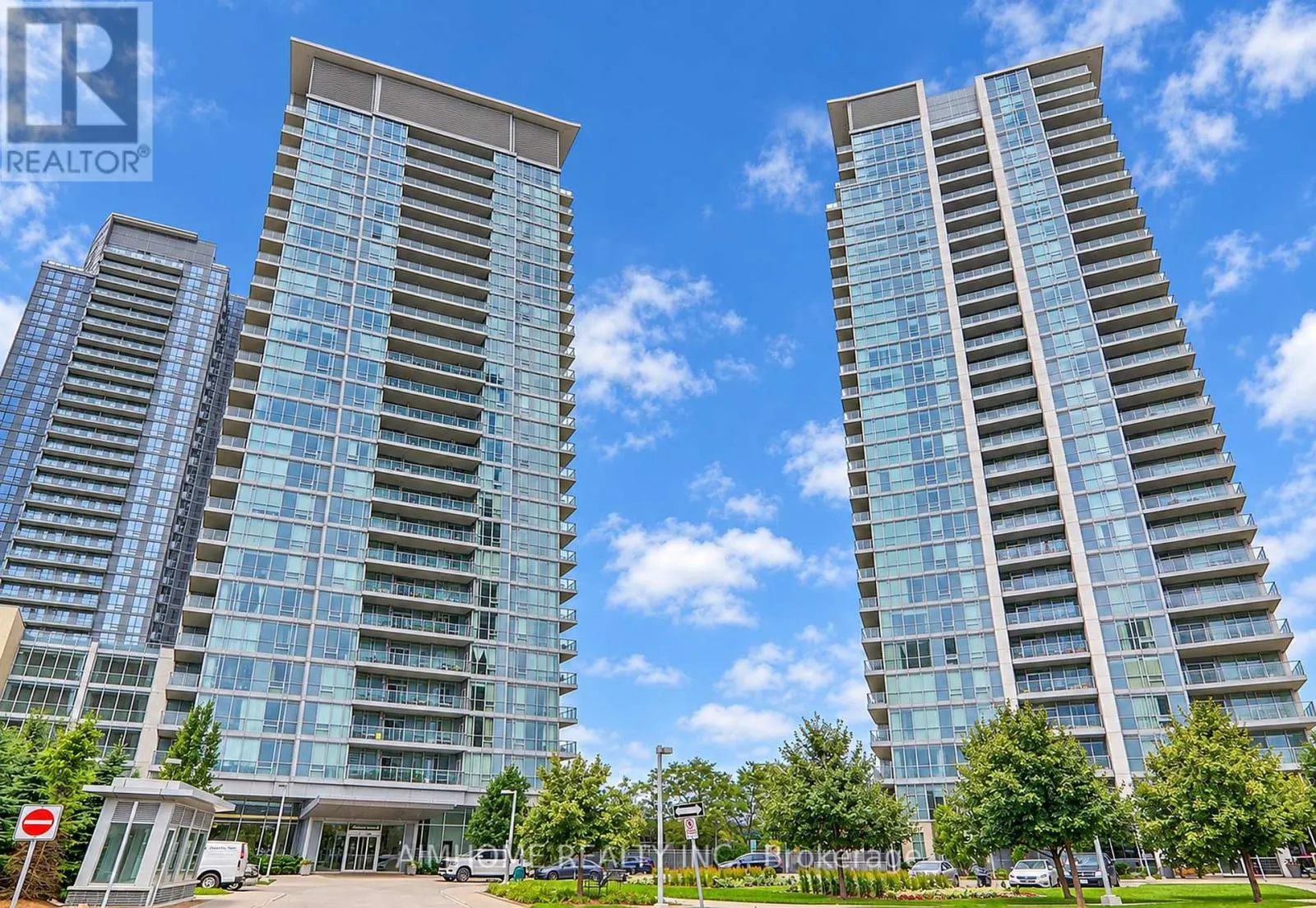 2109 - 62 FOREST MANOR ROAD