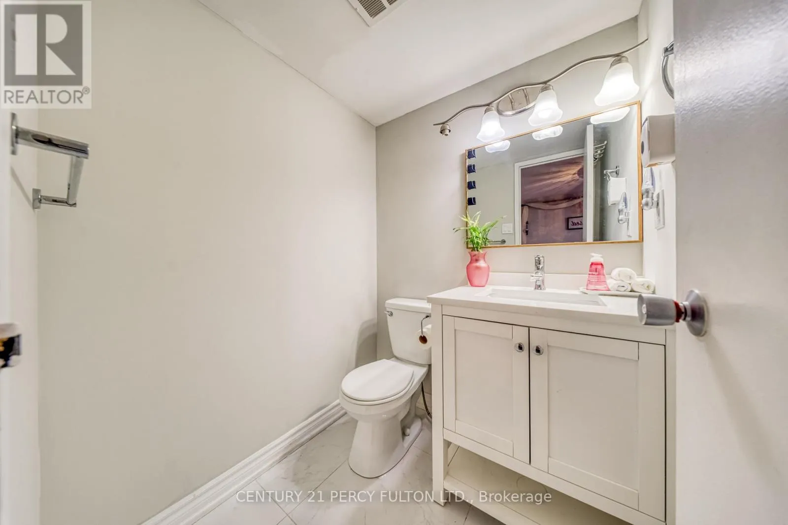 512 - 1338 YORK MILLS ROAD