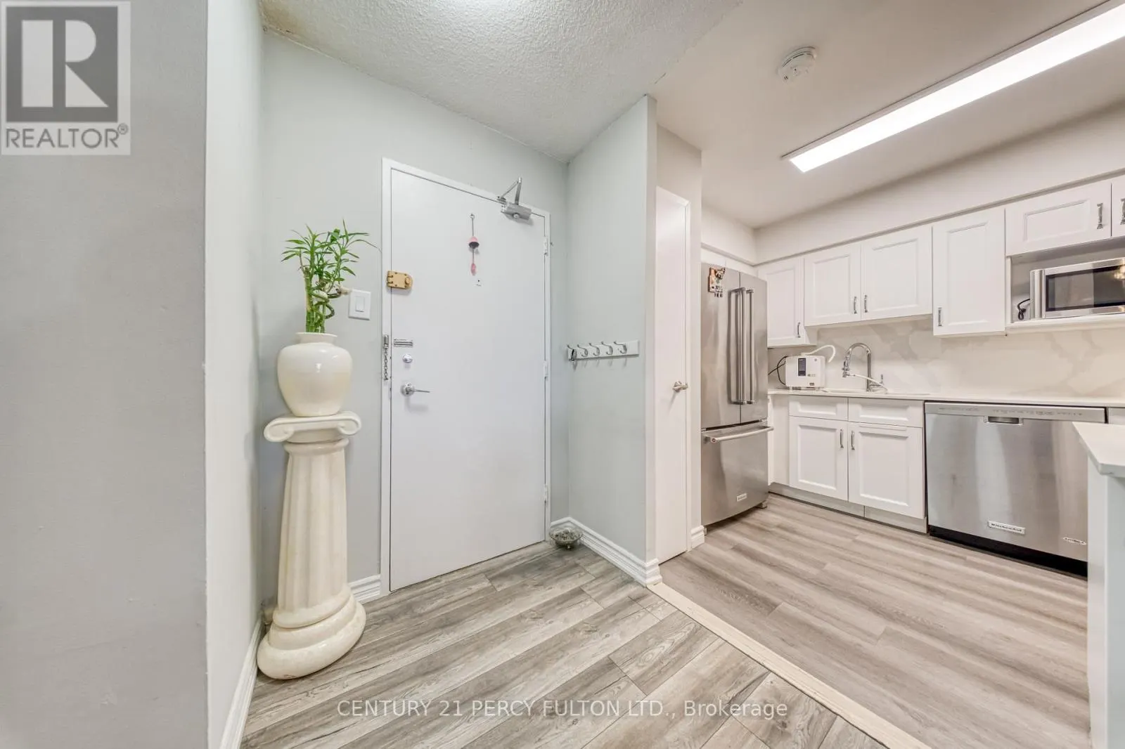 512 - 1338 YORK MILLS ROAD