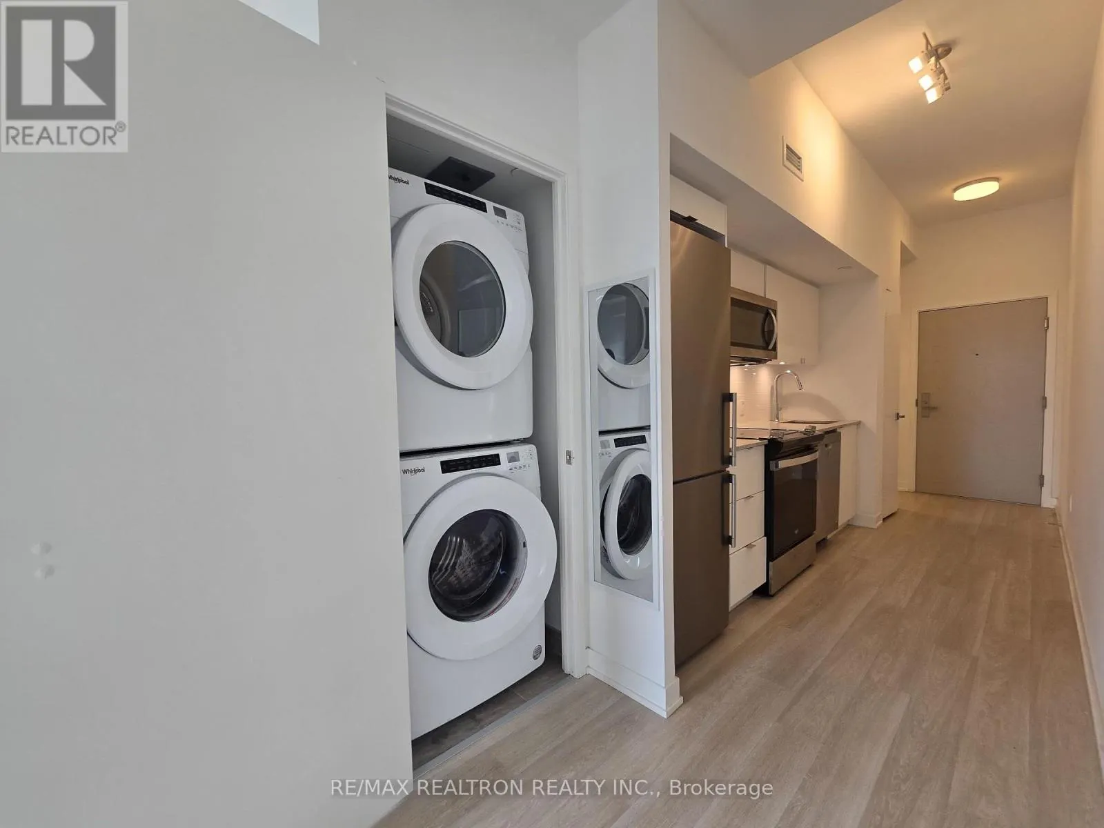 541 - 500 WILSON AVENUE