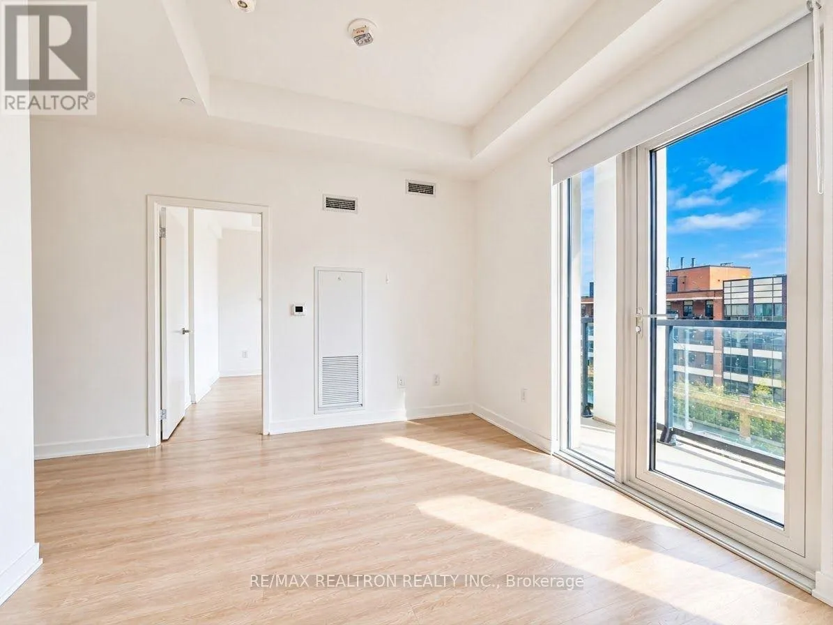 541 - 500 WILSON AVENUE