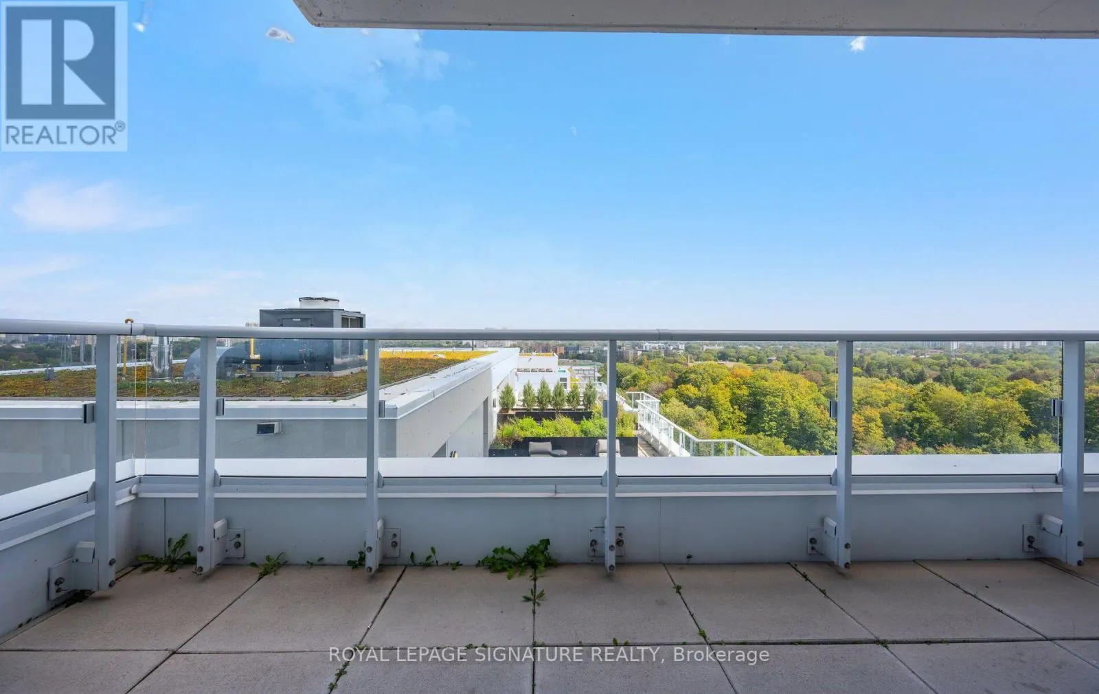 1407 - 10 DEERLICK COURT
