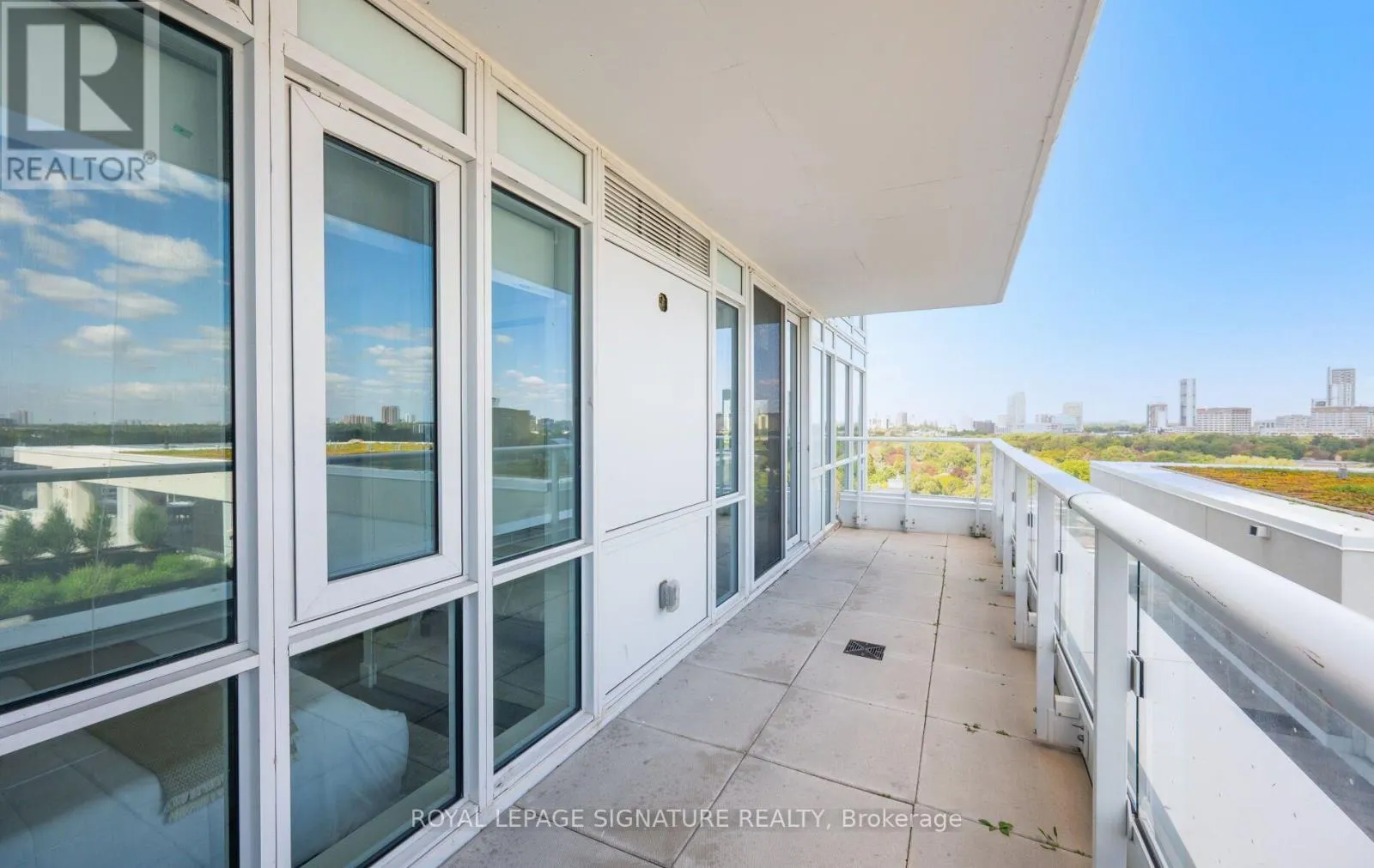 1407 - 10 DEERLICK COURT