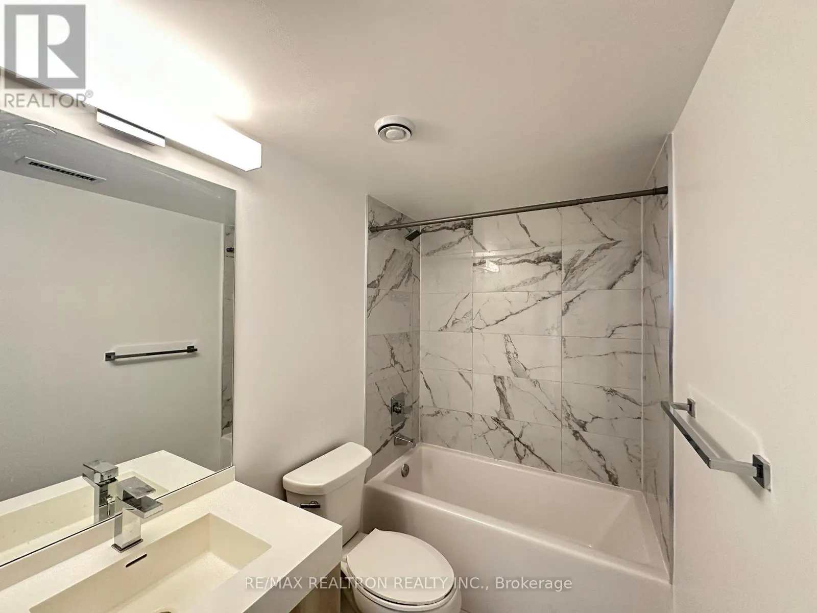4513 - 251 JARVIS STREET