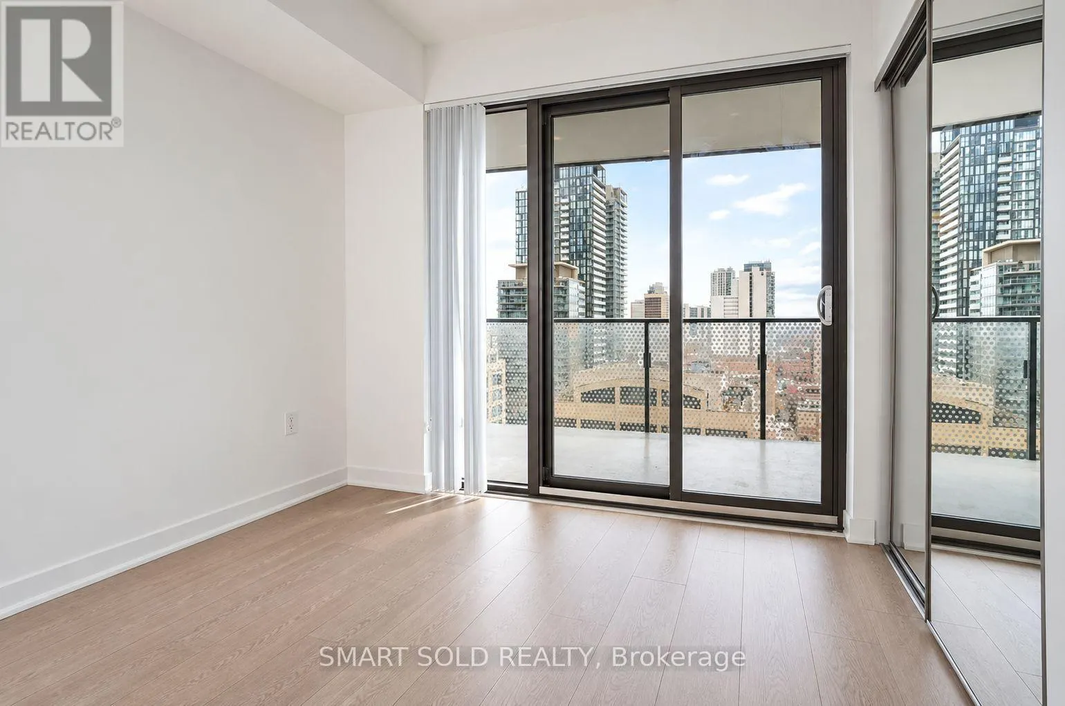 2002 - 11 WELLESLEY STREET W