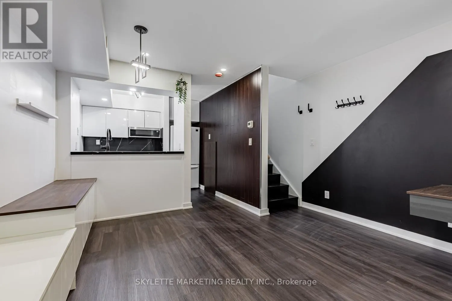 107 - 3 EVERSON DRIVE