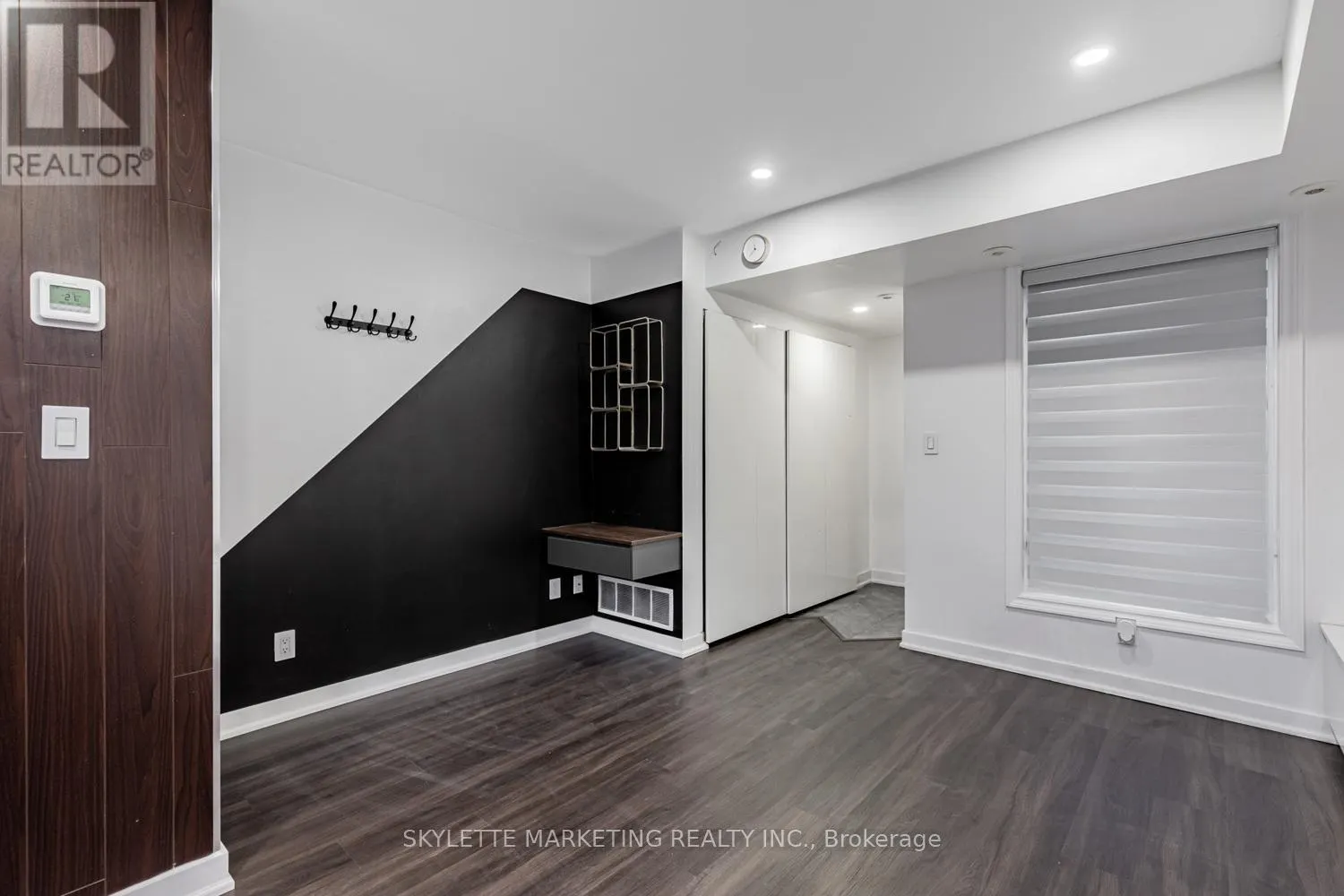 107 - 3 EVERSON DRIVE