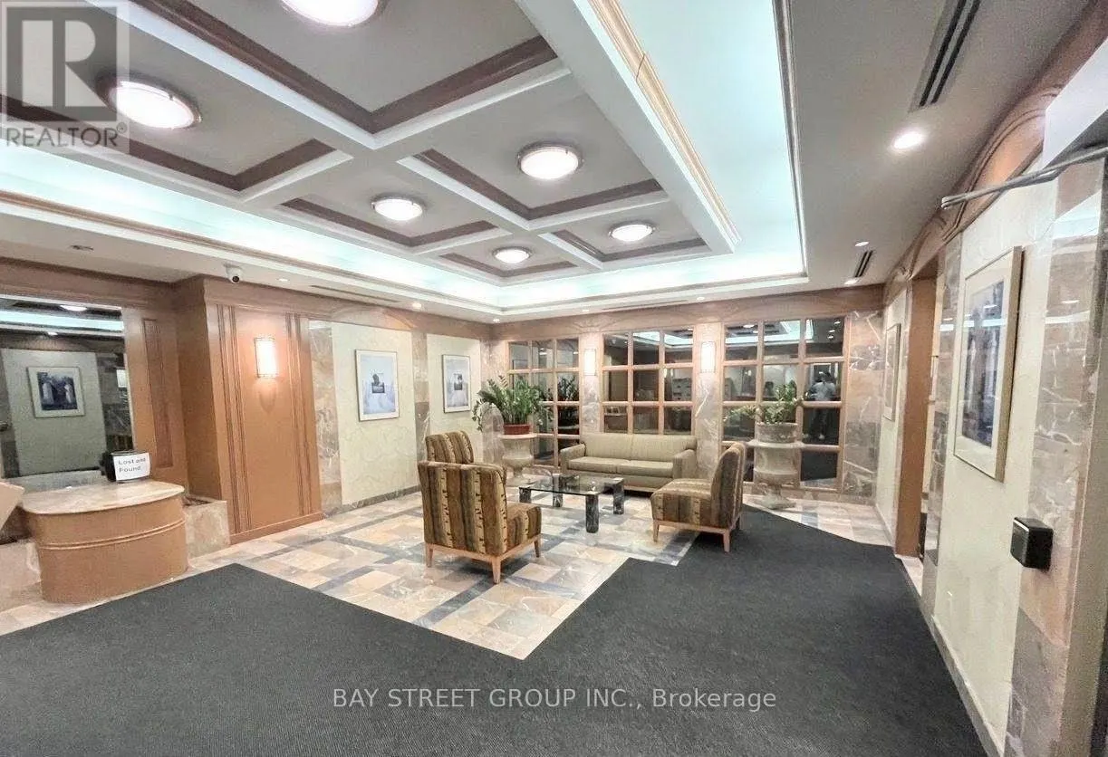 25 GRENVILLE STREET