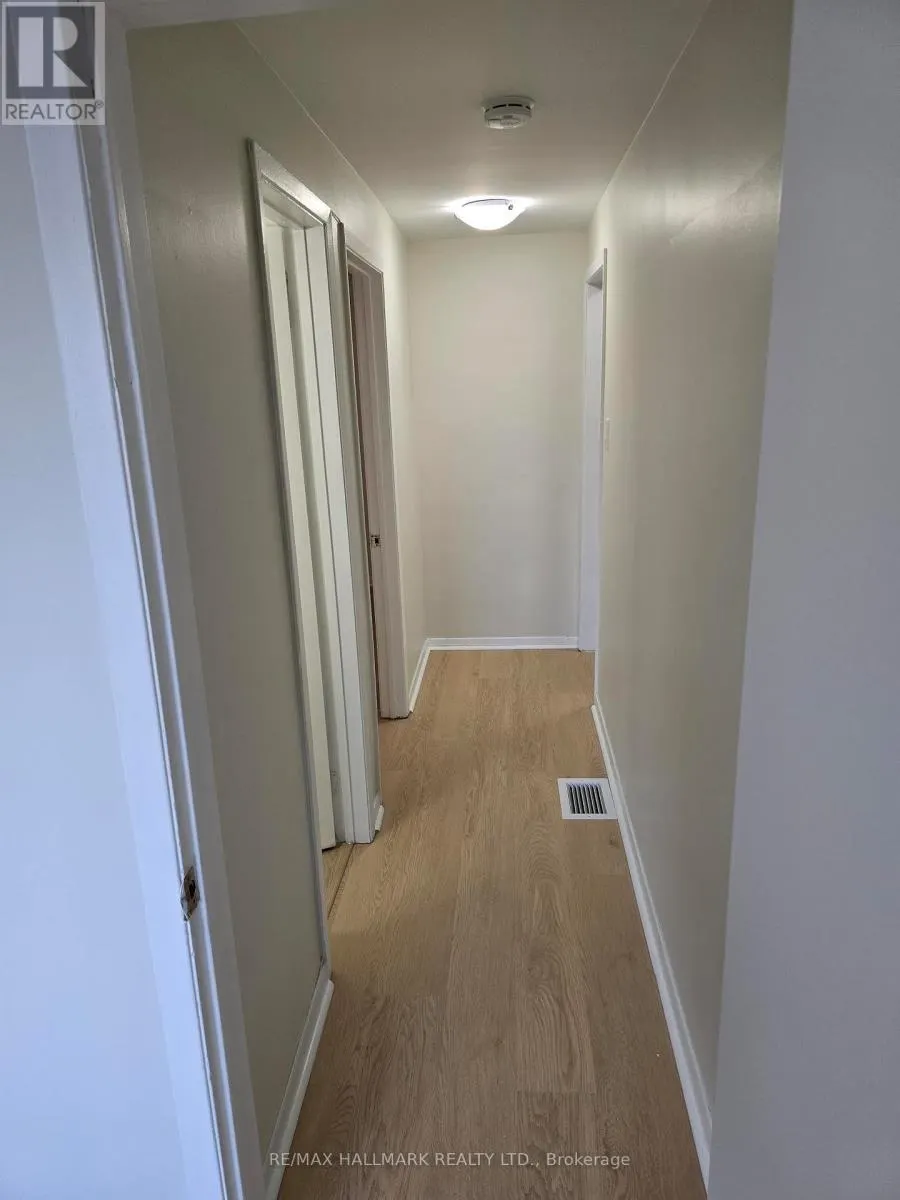 1 - 914 SHEPPARD AVENUE W