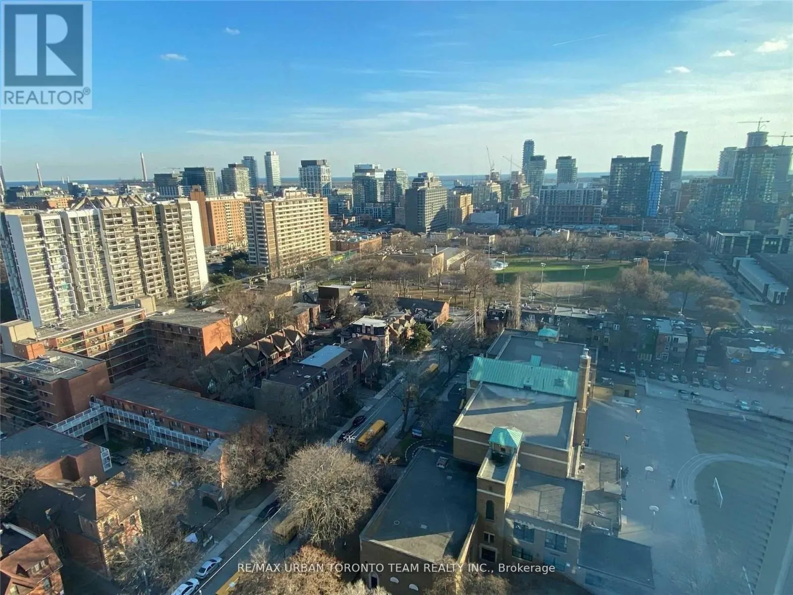 PH101 - 219 DUNDAS STREET E