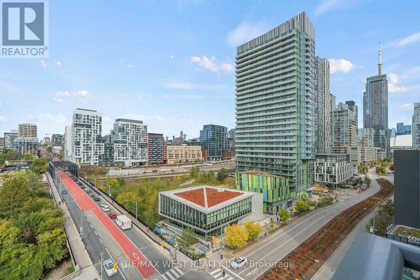 1002 - 169 FORT YORK BOULEVARD