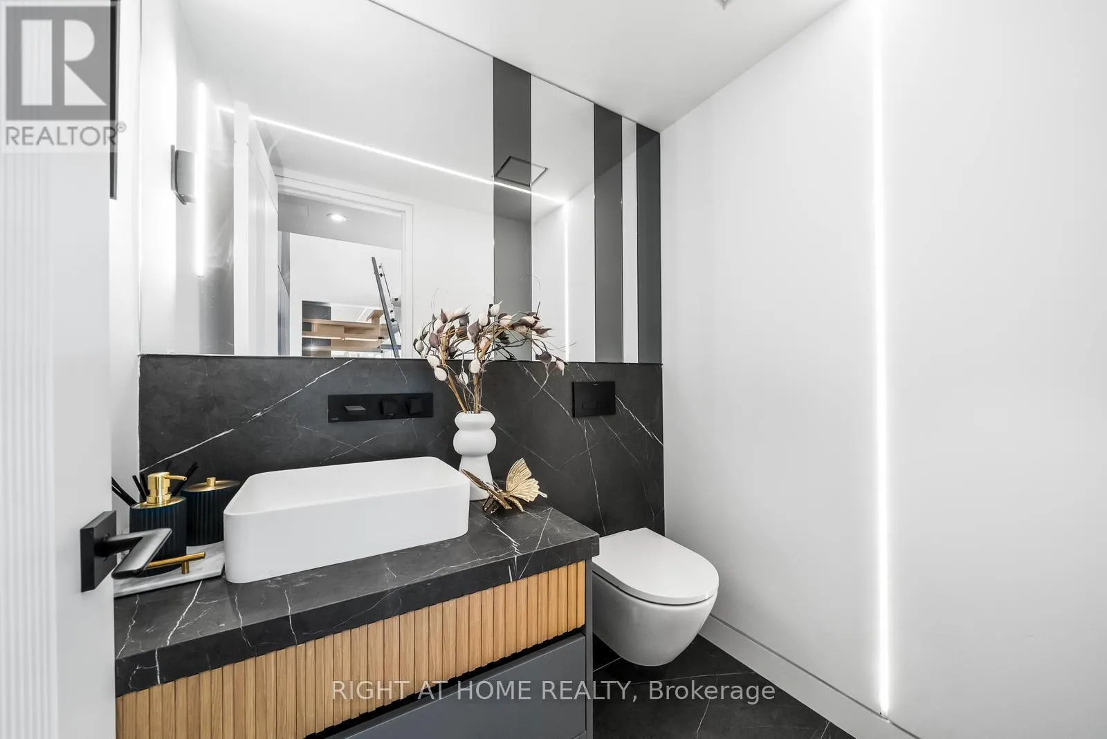 74B RATHNELLY AVENUE