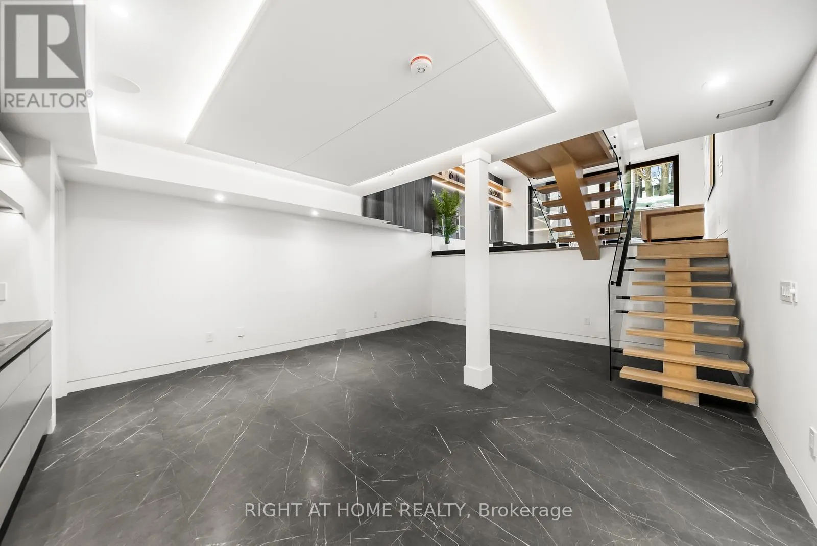 74B RATHNELLY AVENUE