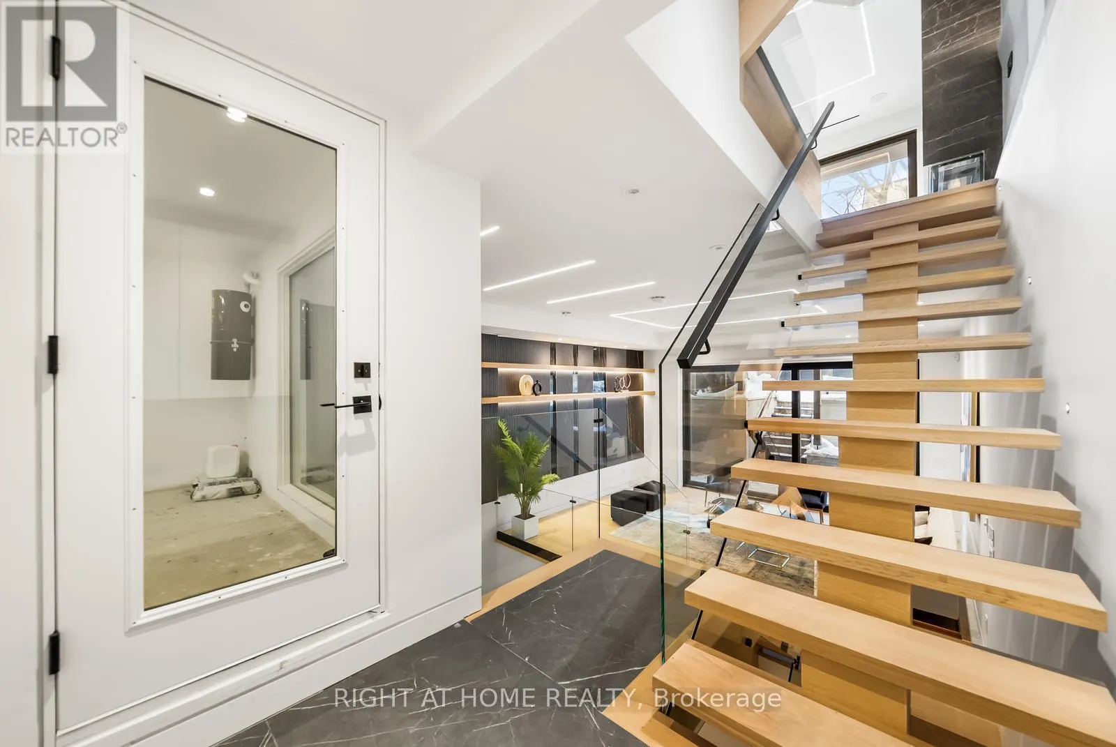 74B RATHNELLY AVENUE