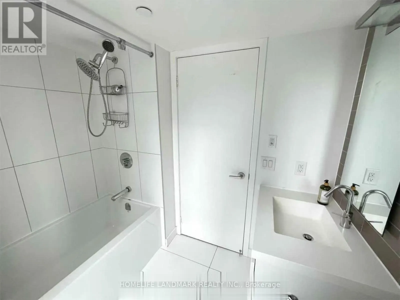 1115 - 75 QUEENS WHARF ROAD