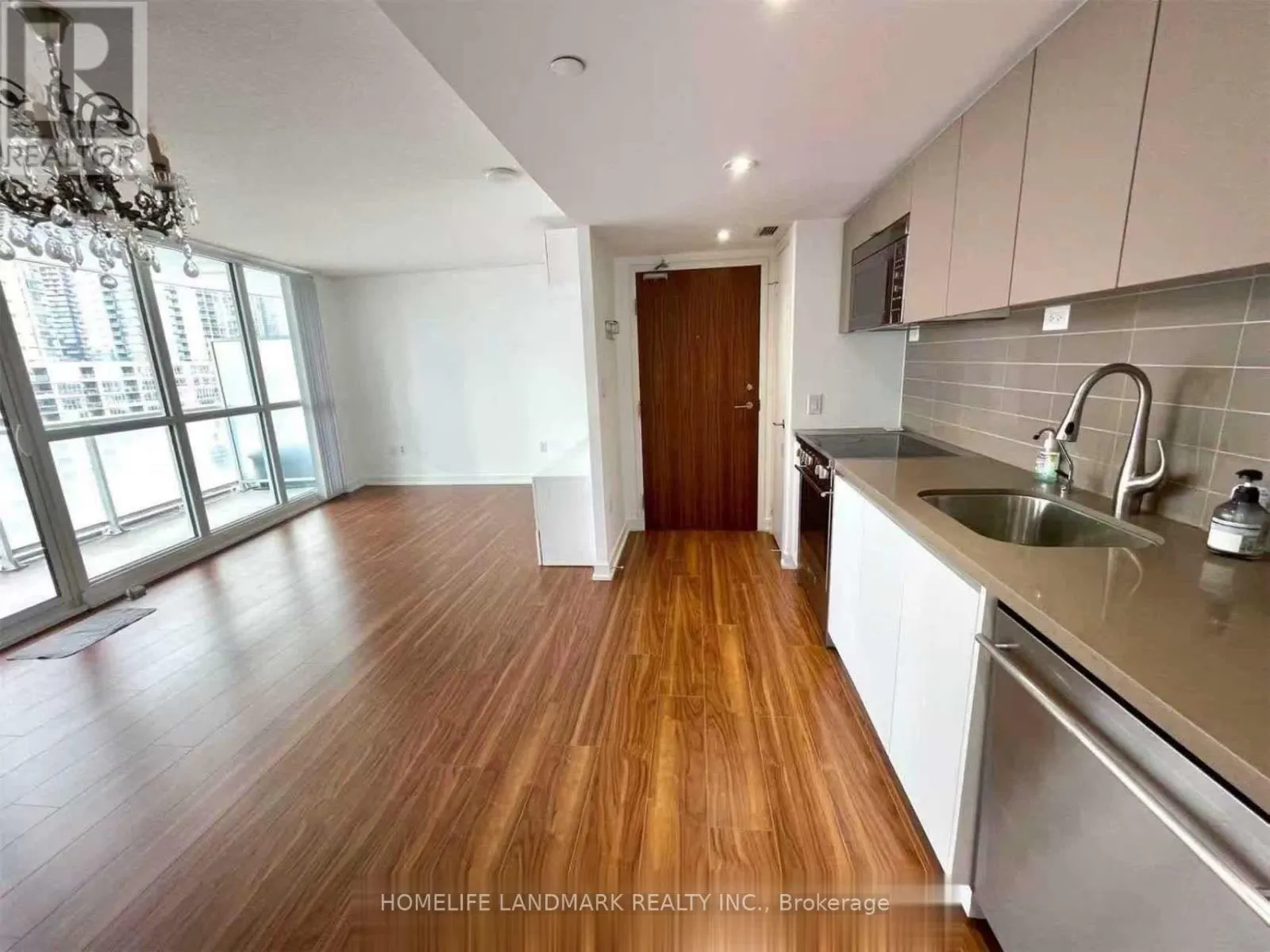 1115 - 75 QUEENS WHARF ROAD