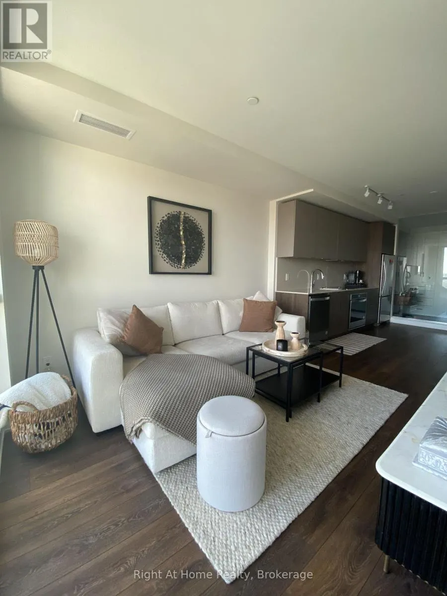 1205 - 2 SONIC WAY #1205