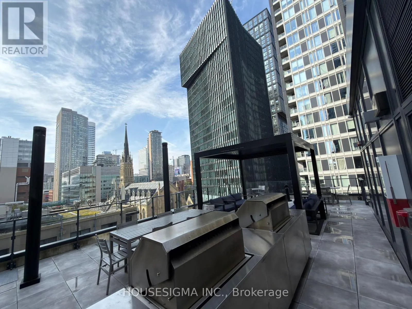 77 SHUTER STREET