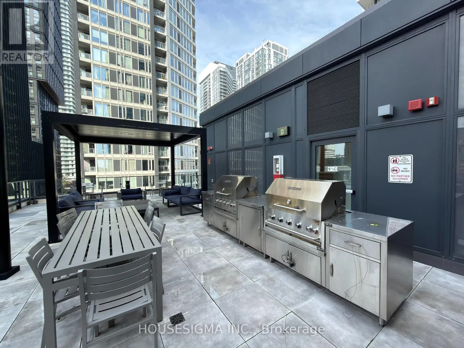 77 SHUTER STREET