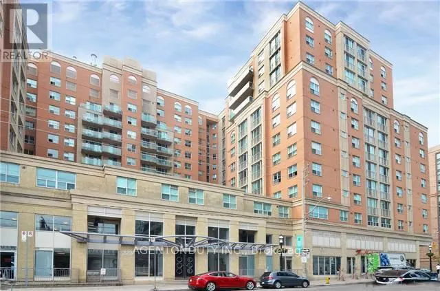 PH54 - 313 RICHMOND STREET E