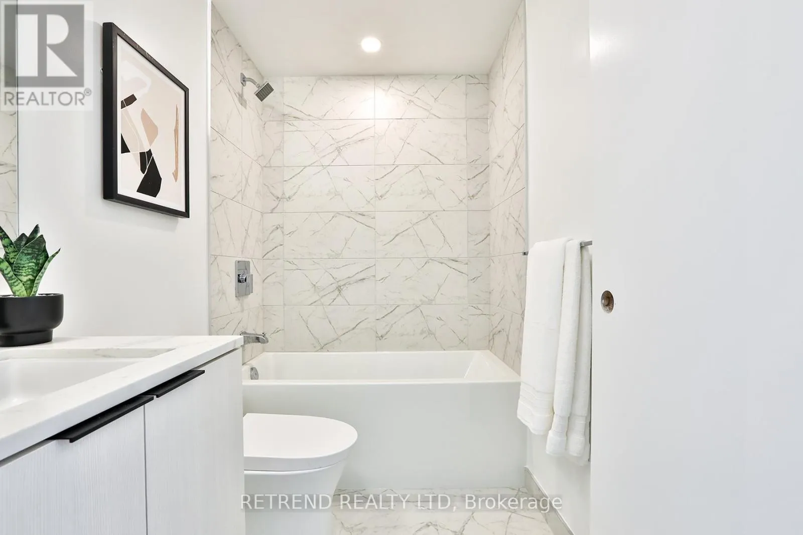 PH08 - 82 DALHOUSIE STREET