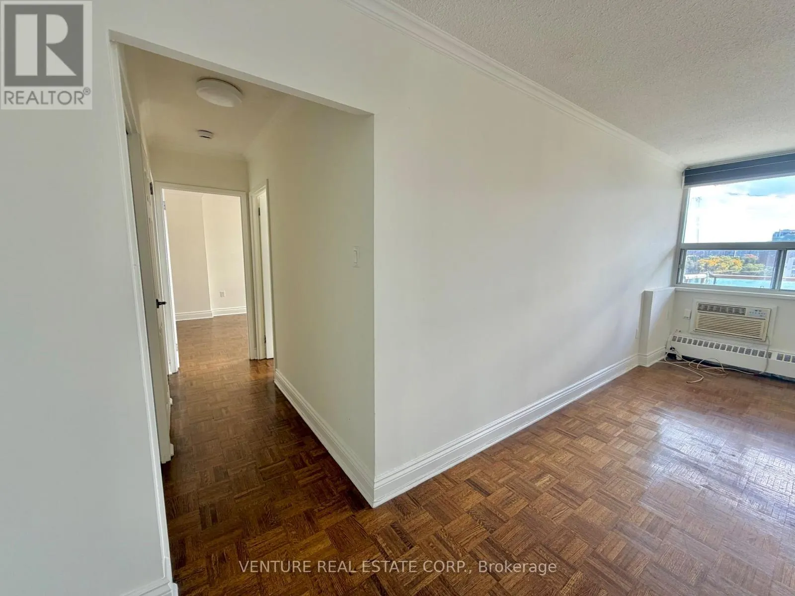 801 - 5949 YONGE STREET