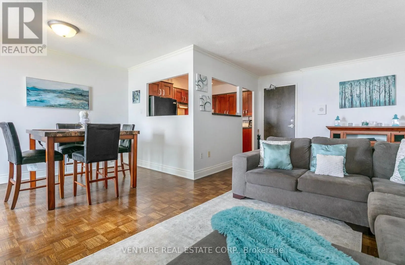 801 - 5949 YONGE STREET