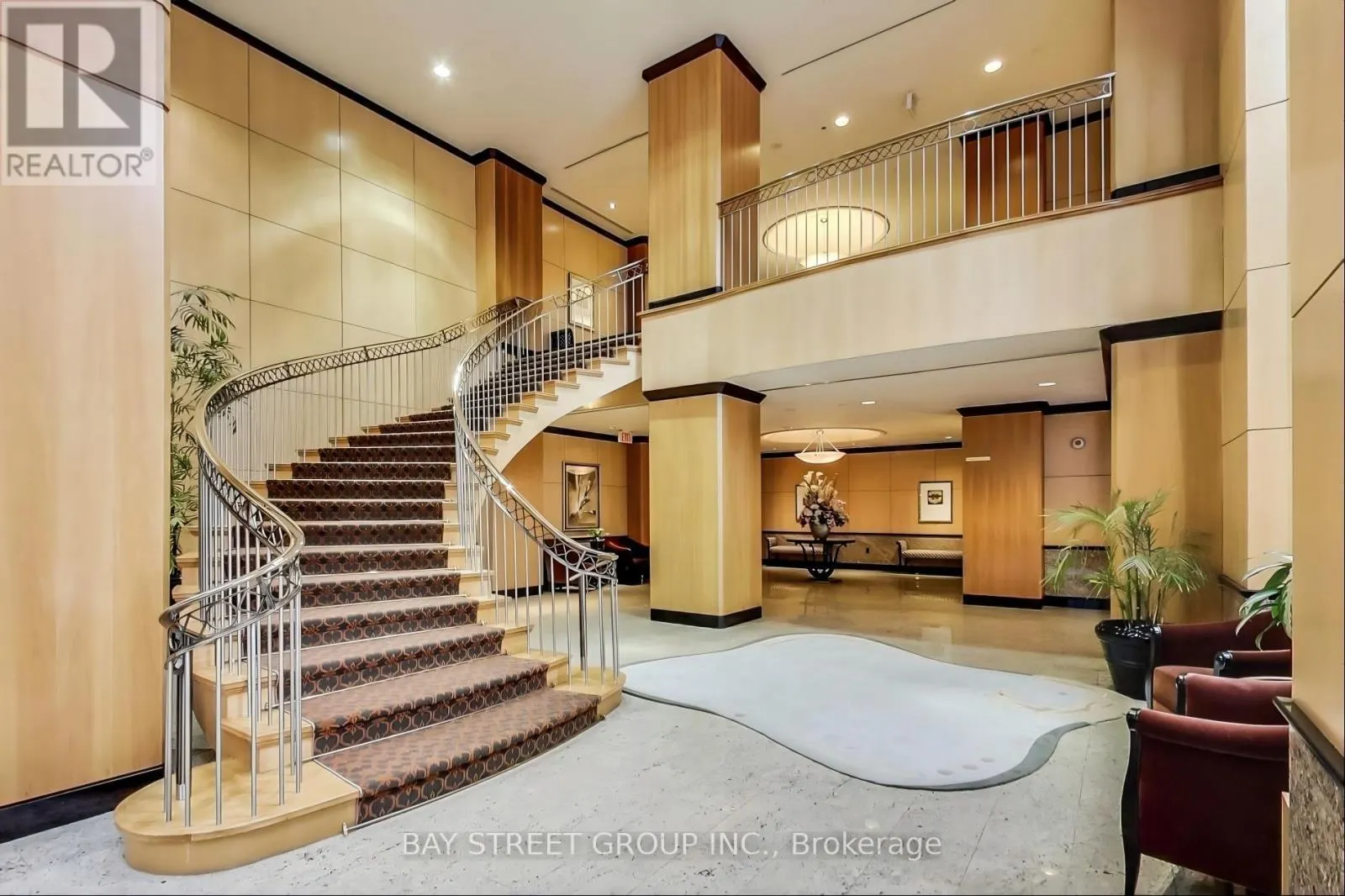 2201 - 85 SKYMARK DRIVE