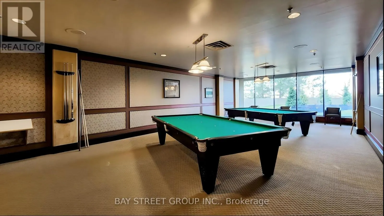 2201 - 85 SKYMARK DRIVE