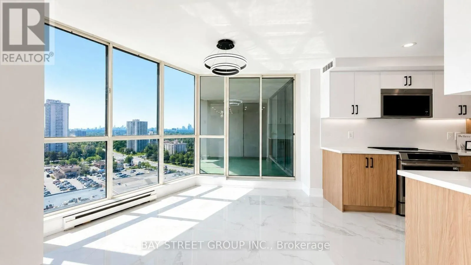 2201 - 85 SKYMARK DRIVE