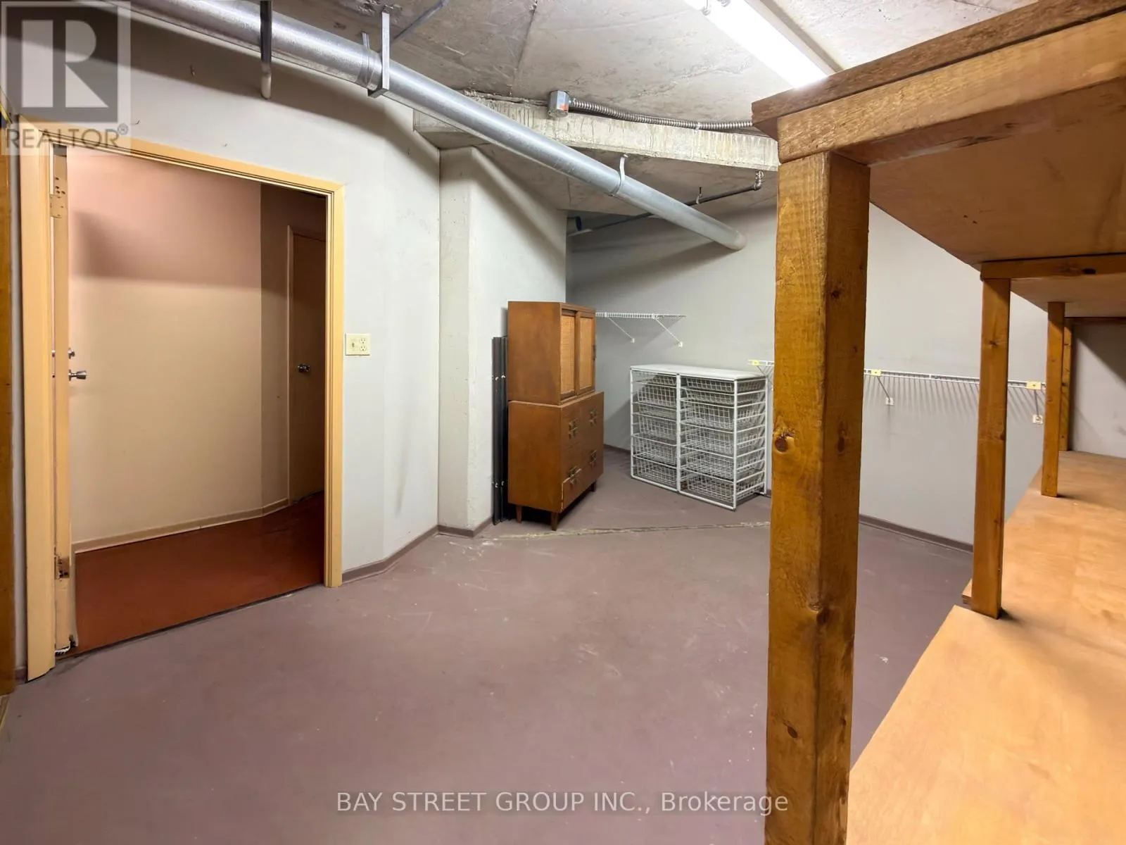 2201 - 85 SKYMARK DRIVE