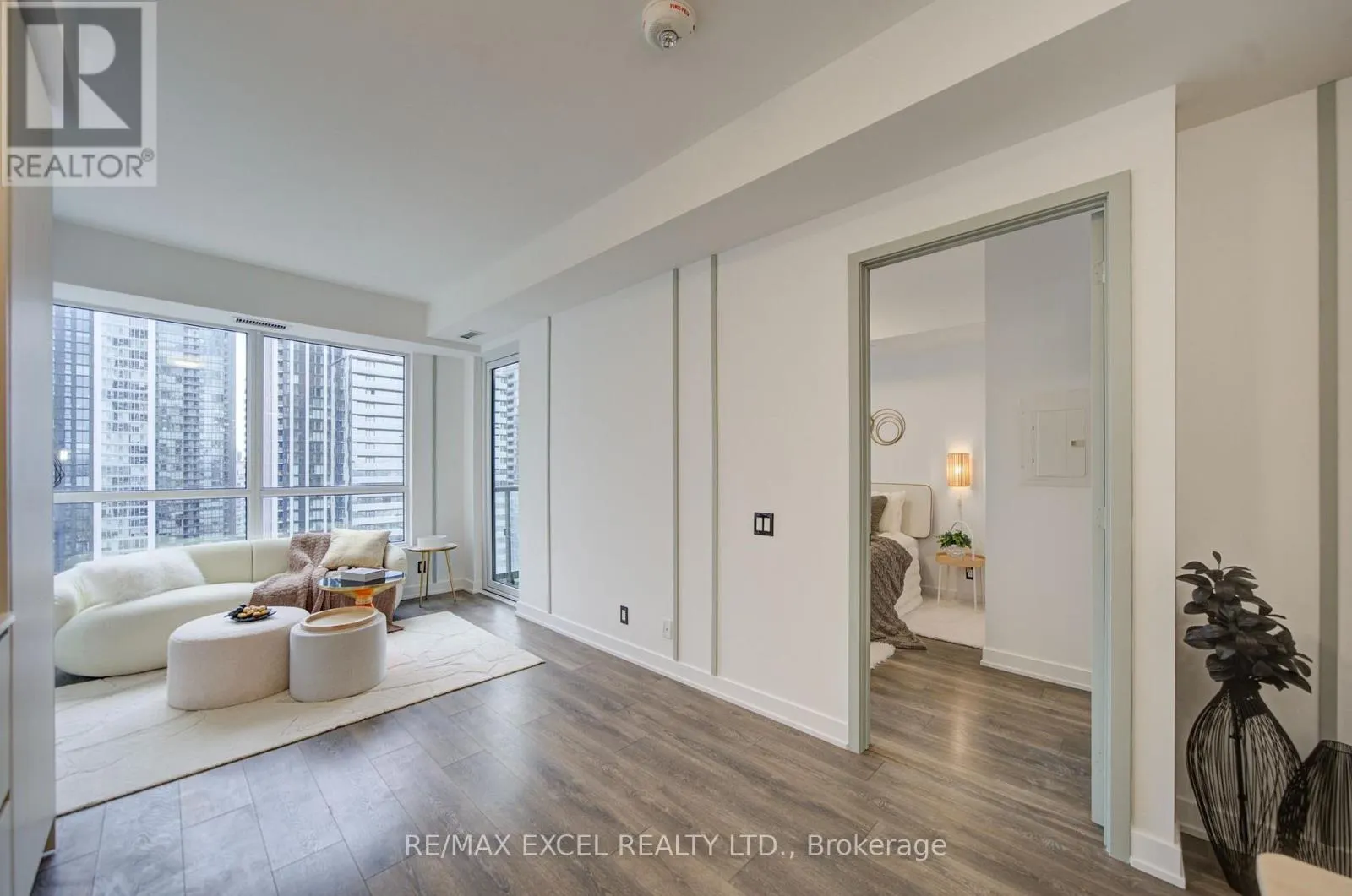 2708 - 108 PETER STREET