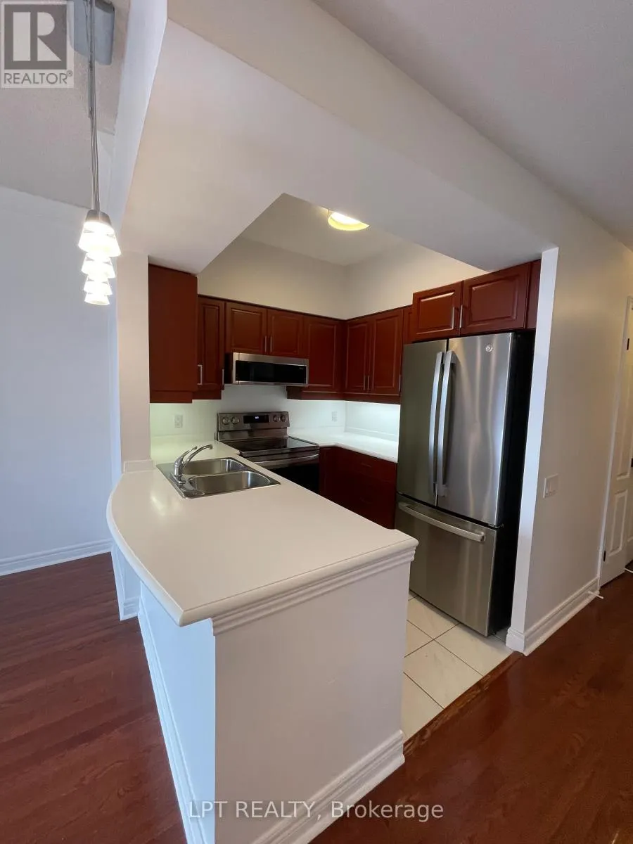 308 - 2 EDITH DRIVE