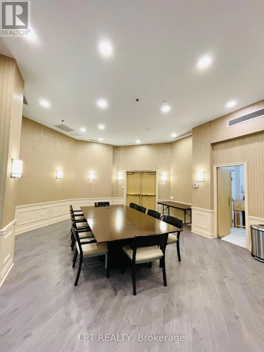 308 - 2 EDITH DRIVE