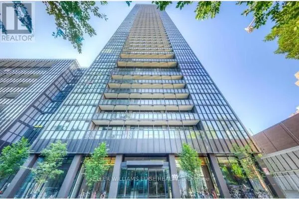 2809 - 101 CHARLES STREET E