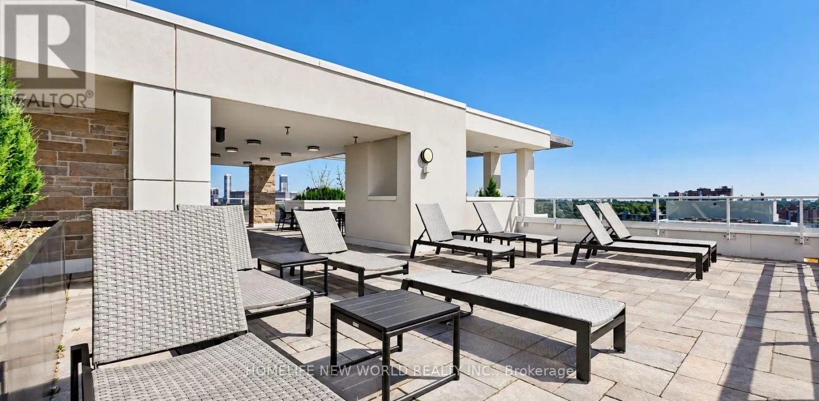 411 - 10 DEERLICK COURT