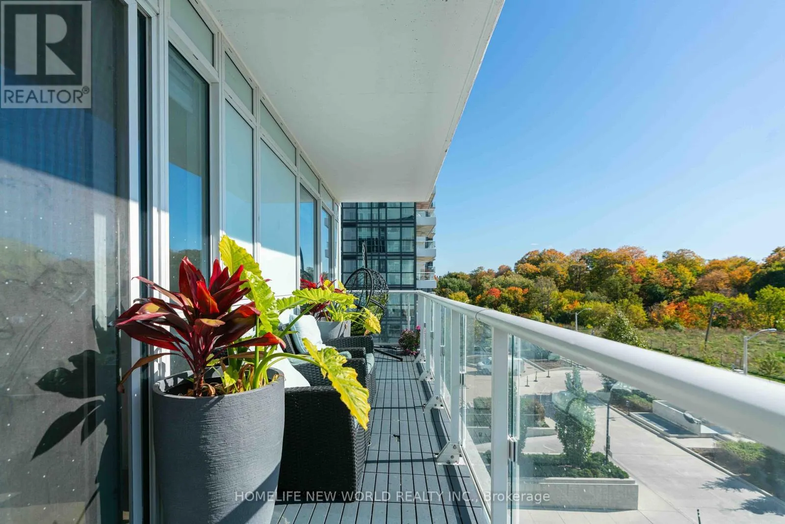 411 - 10 DEERLICK COURT