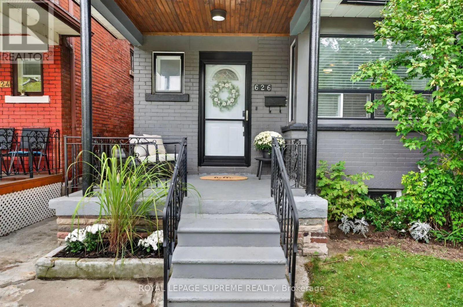 626 MANNING AVENUE