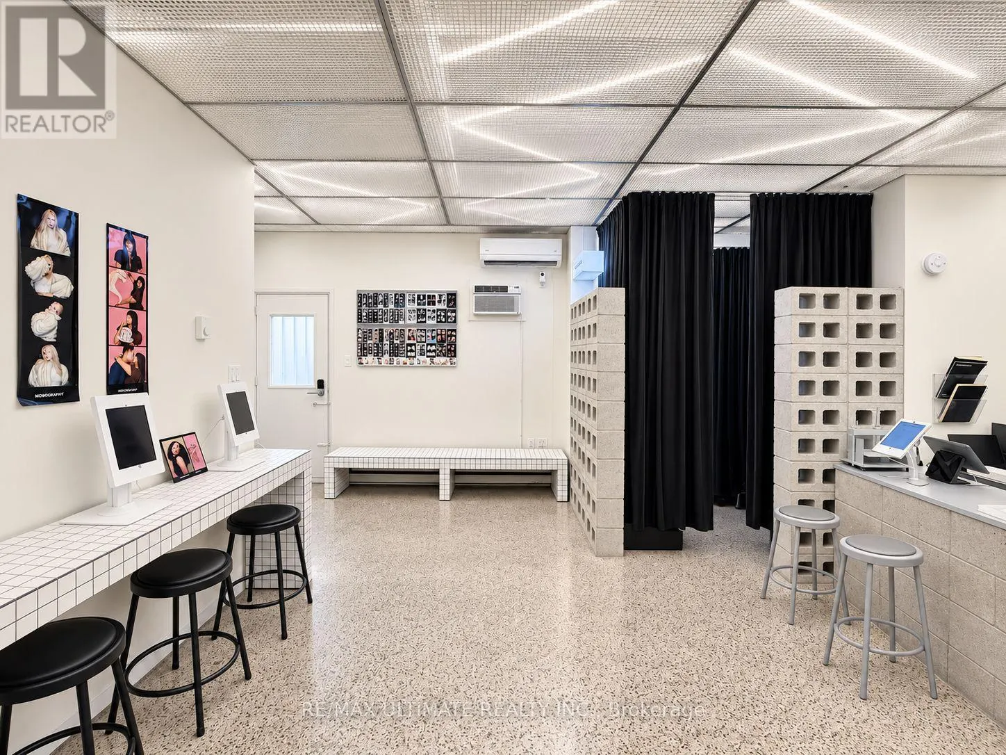 621 BLOOR STREET W
